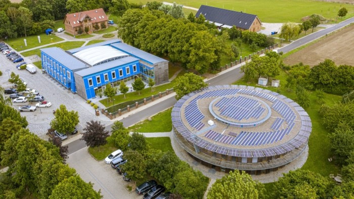 Der Hauptsitz von Enertrag: Bis zu 25 neue Arbeitsplätze sollen in Prenzlau entstehen.