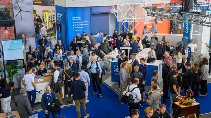 Gut besuchte Stände auf der Husum Wind in diesem Jahr.