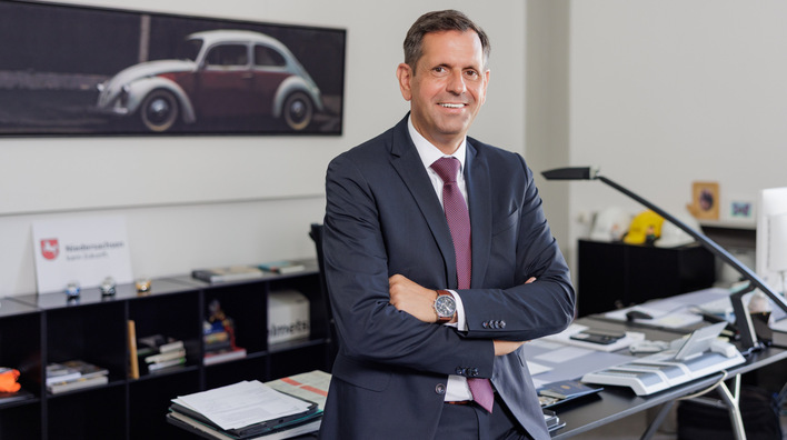 Olaf Lies, Ministerpräsident von Niedersachsen in der Staatskanzlei Hannover.