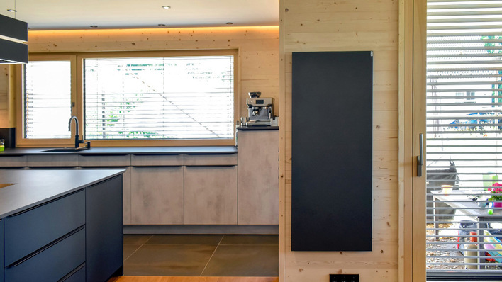 Unscheinbar, aber effektiv: Die Infrarotheizung ist nicht nur eine Lösung fürs Einfamilienhaus.