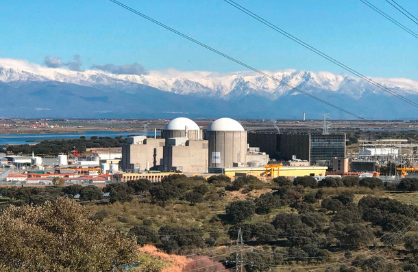 Almaraz I und II: Eigentlich sollte 2027 Meiler 1 den Atomkraftausstieg einleiten. Nun die Verlängerung gegen Erdgas-„Preisschocks“, wobei Spanien massiv Photovoltaik und Strombatterien zubaut.