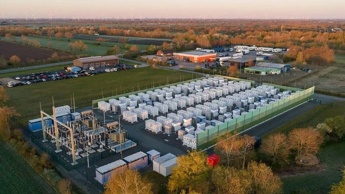 Vor allem große Speicher werden derzeit gebraucht, um mehr Solarstrom ins Netz zu bekommen.