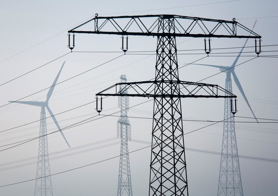 Verteilnetzbetreiber müssen bald Erneuerbare im Redispatch 2.0 integrieren. 