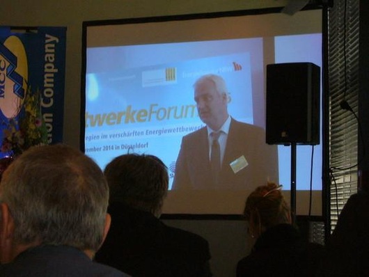 Nordrhein-Westfalens Wirtschaftsminister Garrelt Duin beim Stadtwerke-Forum in Düsseldorf am 27. November 2014 | Nordrhein-Westfalens Wirtschaftsminister Garrelt Duin beim Stadtwerke-Forum in Düsseldorf am 27. November 2014.