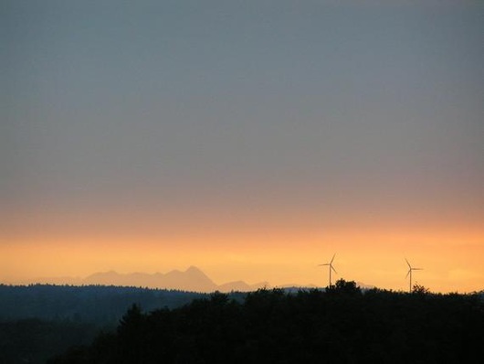 Windanlagen in Bayern | Ausbau der Windkraft in Deutschland - die Struktur des Marktes verändert sich durch die Ausschreibungen.