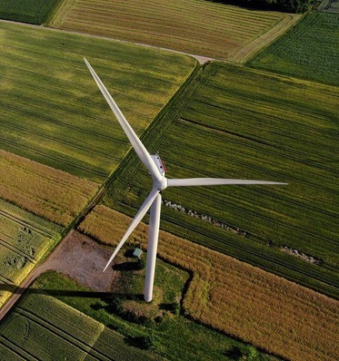 FWT 120-Meter-Turm | Ebenfalls neuer 120-Meter-Turm in klassischer Stahlzylinderbauweise des Rheinland-Pfälzer Windturbinenbauers FWT.