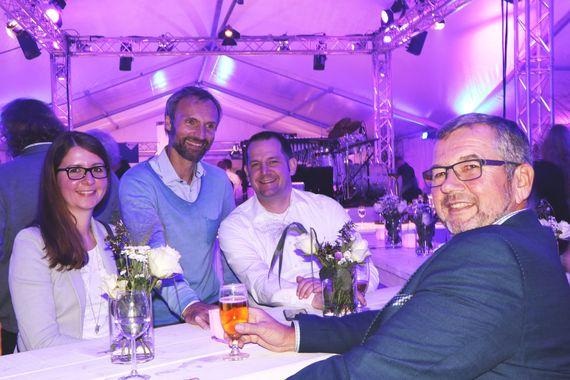Feier Deutsche Windtechnik Husum 2017 | Viöl, Eröffnungsparty Deutsche Windtechnik (DWT) mit DWT-Vorstand Matthias Brandt (2.v-.L)