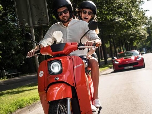 Mehr Elektroroller fürs Rollersharing in München.