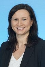 Anja Siegesmund | Anja Siegesmund (Bündnis 90/Die Grünen), Thüringens Ministerin für Umwelt, Energie und Naturschutz seit Ende 2014 in der ersten rot-rot-grünen Landesregierung in Deutschland: Will "Anreize" setzen, damit Kommunen und Bürger gemäß dem Koalitionsvertrag "direkt an den Erlösen neuer Windkraftanlagen beteiligt werden";.