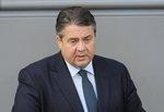 Sigmar Gabriel | Er durfte am Freitag gleich auf zwei Hochzeiten tanzen, was die EEG-Novelle inhaltlich nicht besser macht. Mit ihr verfehlt Sigmar Gabriel sein erklärtes Ziel um Längen.