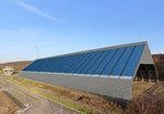 Dachanlage NRW Bergbau Kohlenmischhalle | Einst lagerte in dieser Halle Steinkohle, die später in Kraftwerke verstromt wurde. Wenn die Solaranlage einmal fertig ist, kommt die Energie von der Sonne und der Strom direkt vom Dach der Kohlenmischhalle.