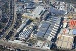 Solaranlage Michelin Jahresvorschau | Die Reifenwerke von Michelin in Karlsruhe erhielten Ende 2010 Solarstromgeneratoren, knapp ein Megawatt. Auf Carports wurden weitere 800 Kilowatt installiert. Michelin hat die Flächen an die Solar Energiedach GmbH aus Sembach verpachtet.
