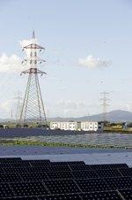 Die Netzausbaupläne der Energiekonzerne vernachlässigen die dezentrale Stromerzeugung durch Photovoltaik oder Biogasanlagen.