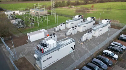 Der Speicher bei Alsdorf stützt nicht nur das Netz, sondern auch die Kasse der Kommune.