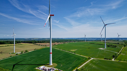 Hier ist Windkraft noch eher selten: Repowering-Projekt Windpark Coppanz in Thüringen, Eröffnung 2025